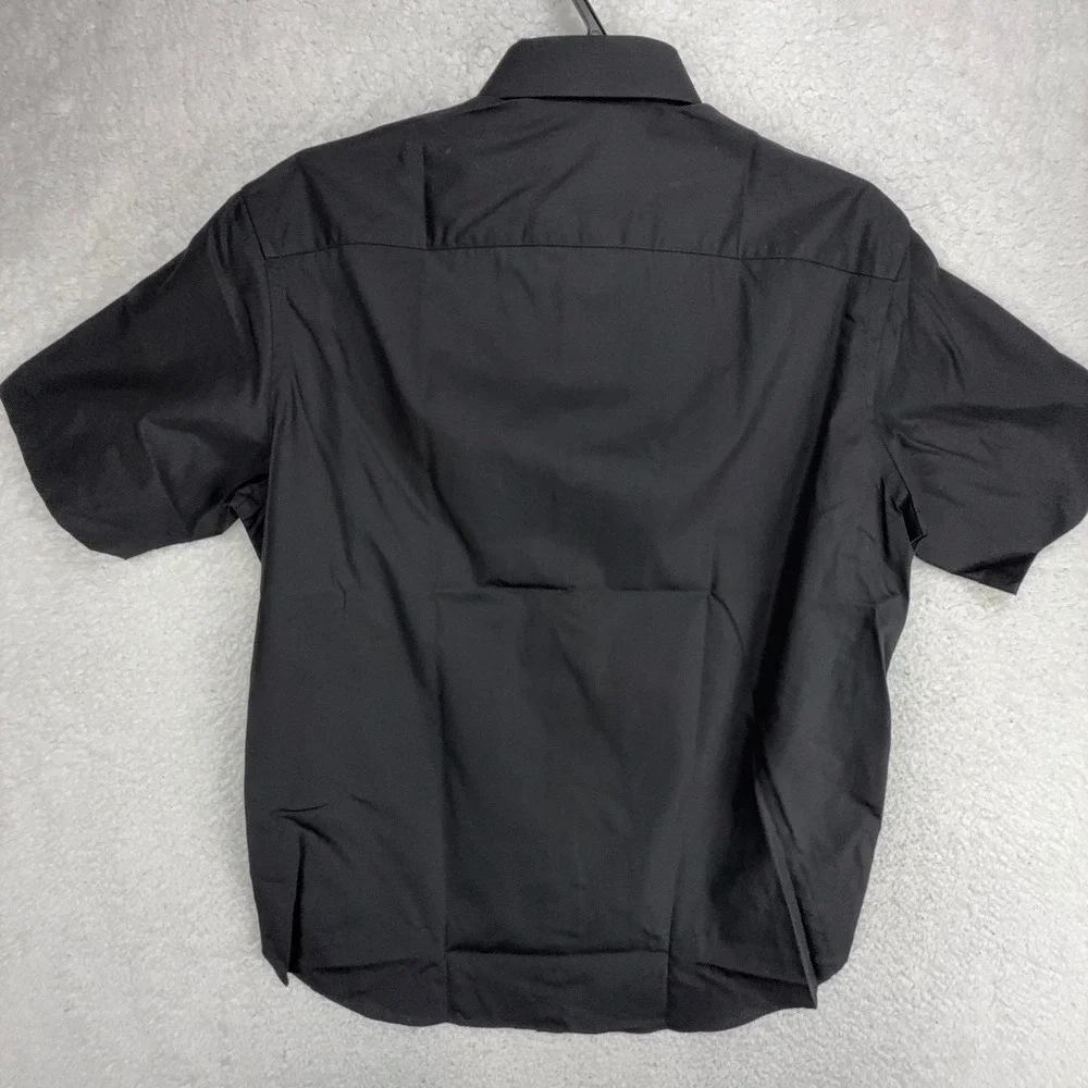 Van Heusen Men Regular Fit Wrinkle Free Short Sleeve Button Shirt Black 15.5